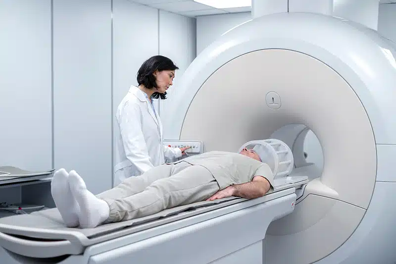 mri machine examination
